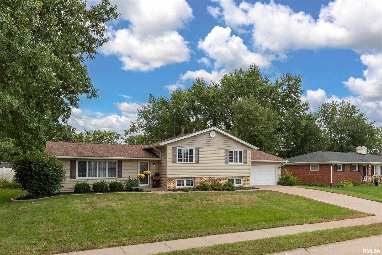 3731 Kenwood Avenue, Davenport, IA 52807