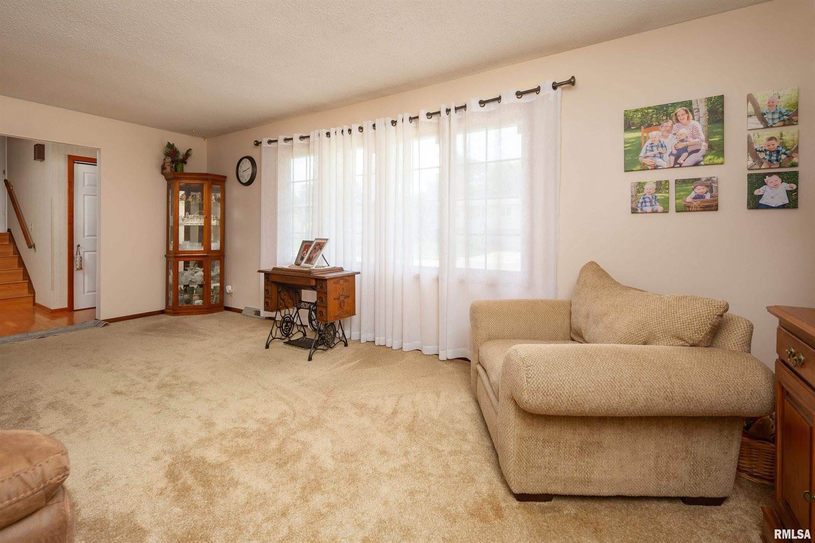 3731 Kenwood Avenue, Davenport, IA 52807