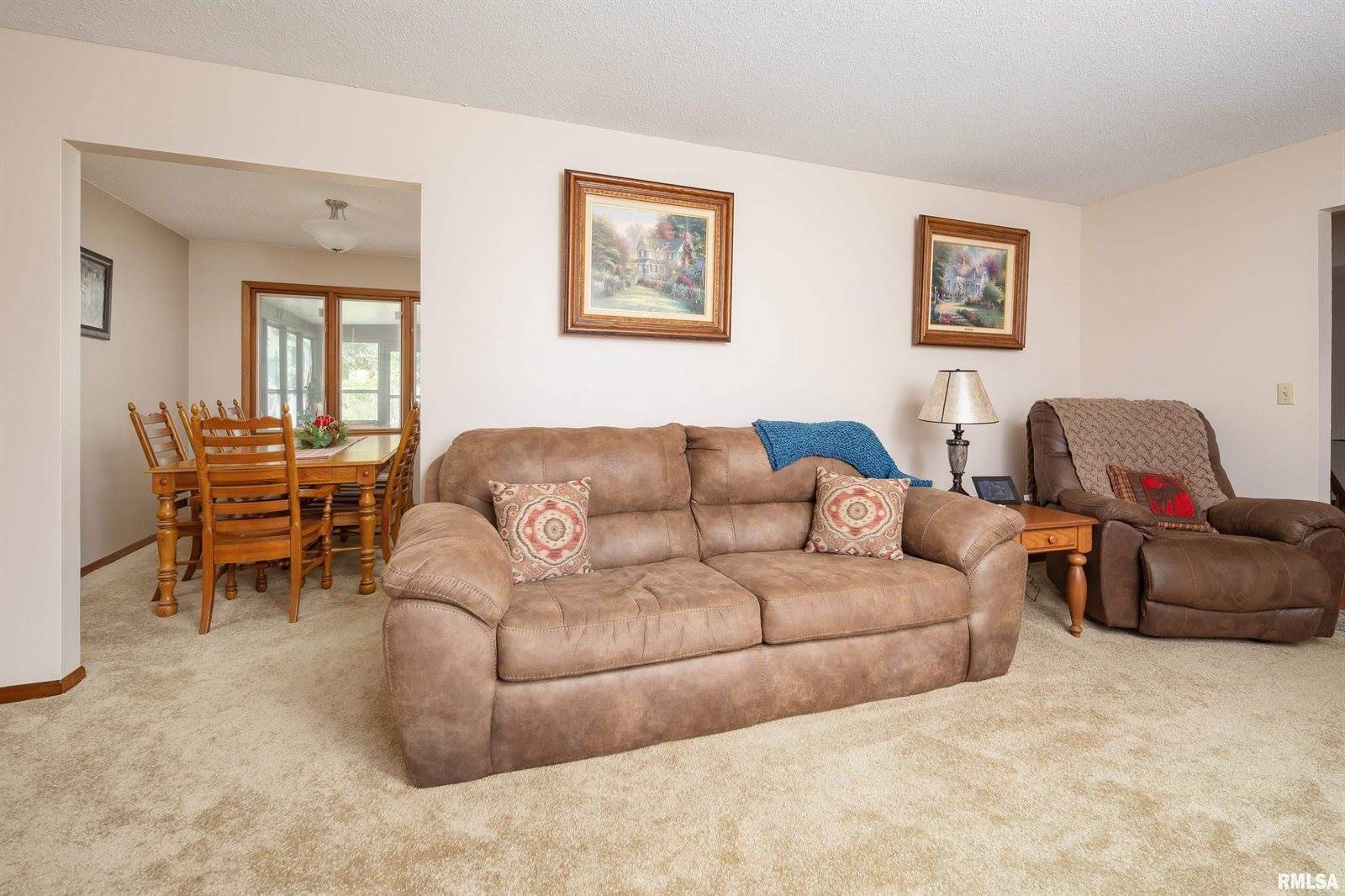 3731 Kenwood Avenue, Davenport, IA 52807