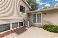 3731 Kenwood Avenue, Davenport, IA 52807