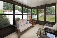 3731 Kenwood Avenue, Davenport, IA 52807