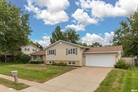 3731 Kenwood Avenue, Davenport, IA 52807