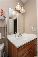 3731 Kenwood Avenue, Davenport, IA 52807