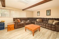 3731 Kenwood Avenue, Davenport, IA 52807