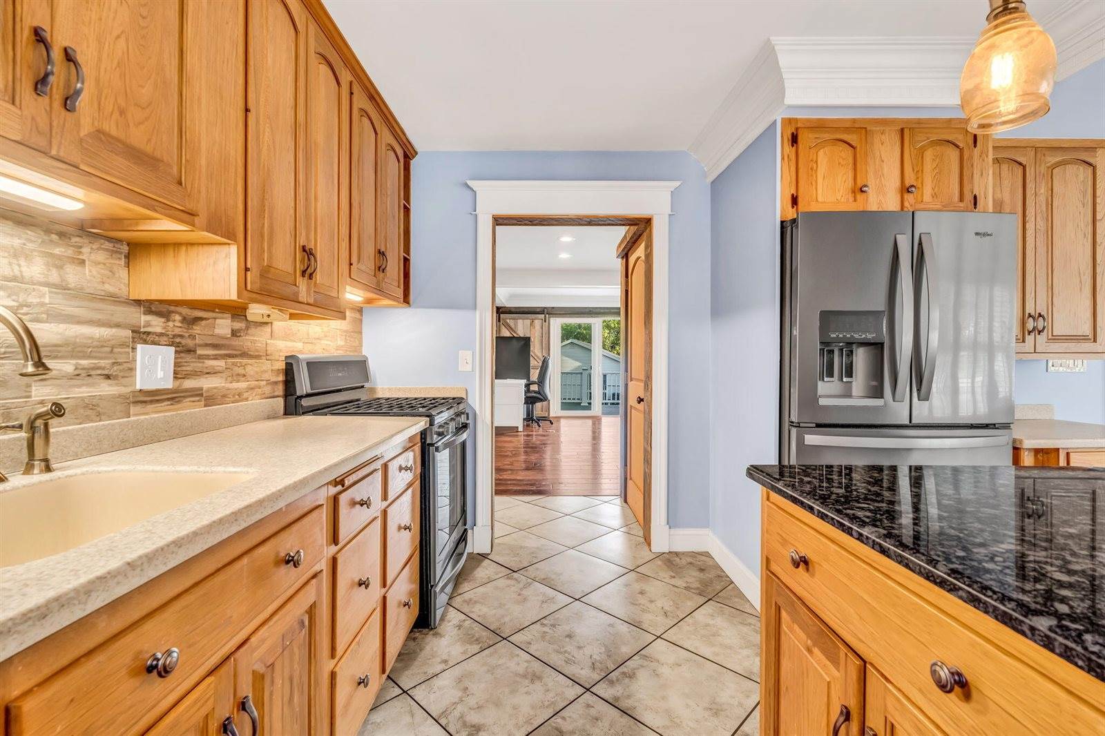 123 Mount Hope Avenue, Bangor, ME 04401