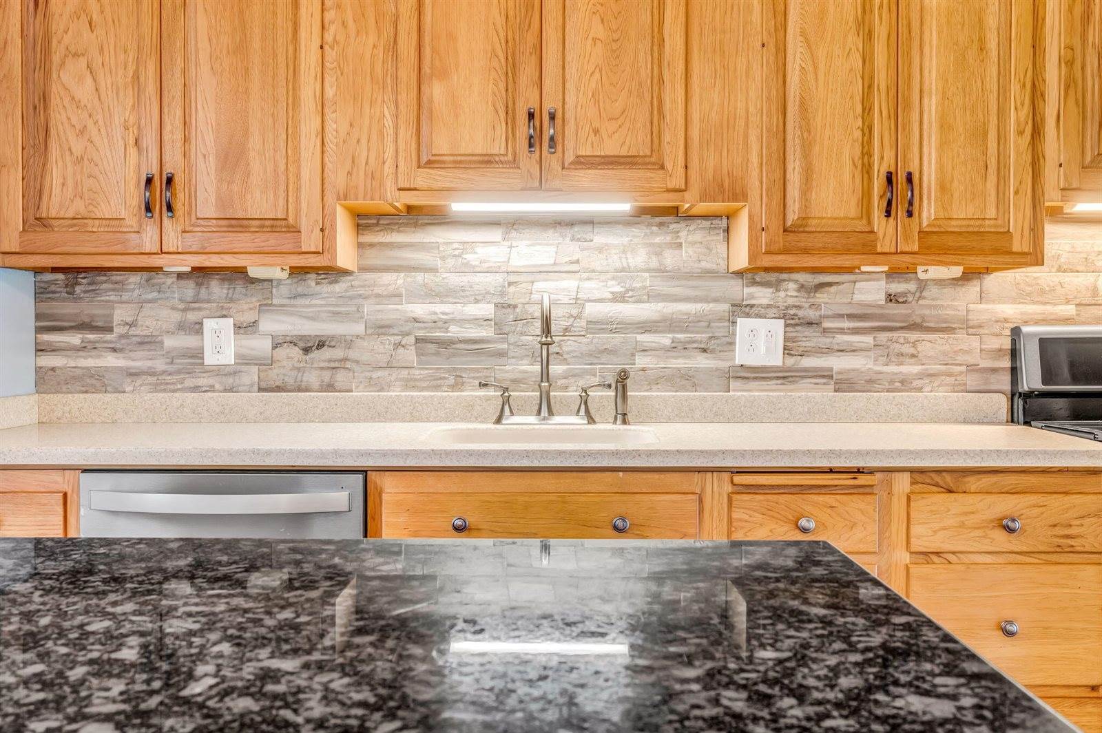 123 Mount Hope Avenue, Bangor, ME 04401