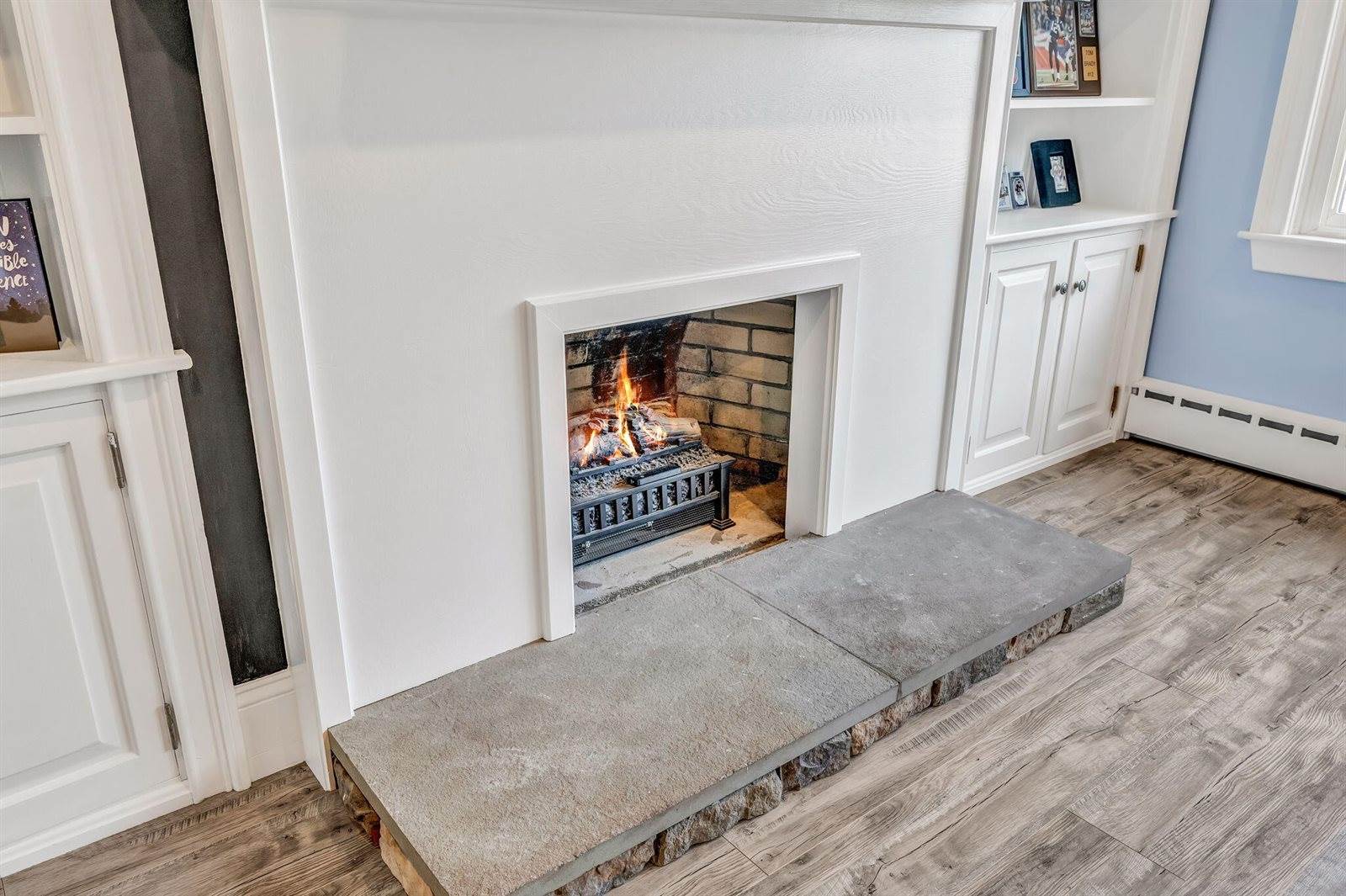 123 Mount Hope Avenue, Bangor, ME 04401