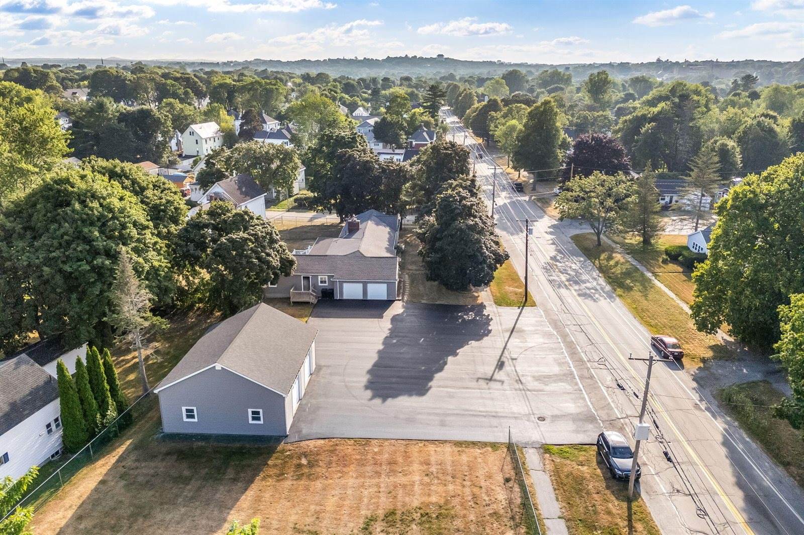 123 Mount Hope Avenue, Bangor, ME 04401