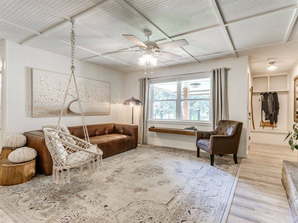 32504 Pecan Grove Road, Shawnee, OK 74804