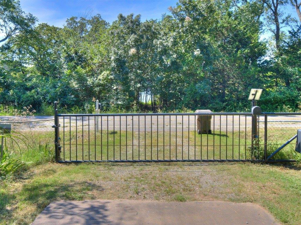 32504 Pecan Grove Road, Shawnee, OK 74804