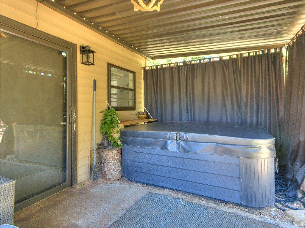 32504 Pecan Grove Road, Shawnee, OK 74804