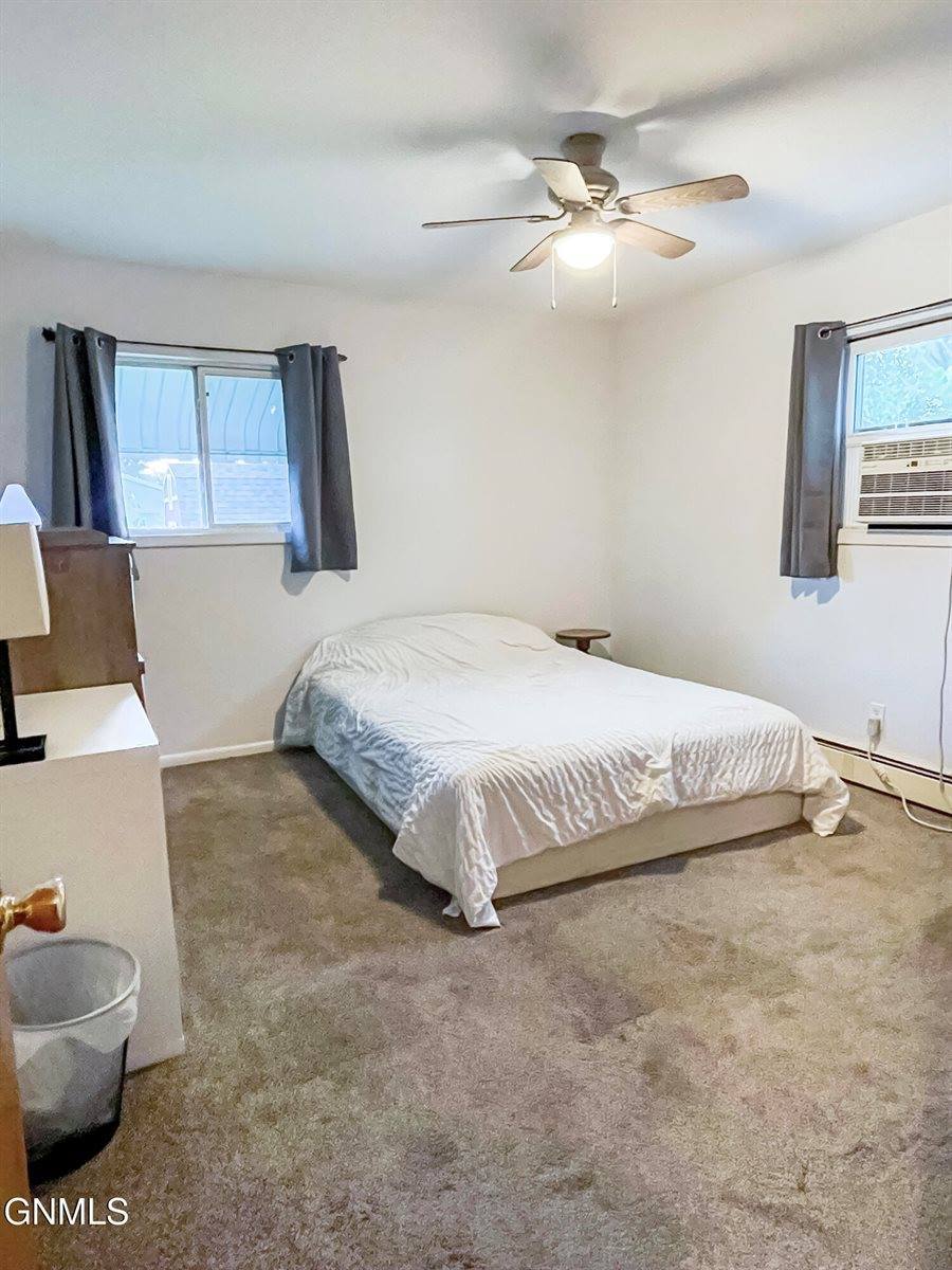 703 14th Street West, Williston, ND 58801