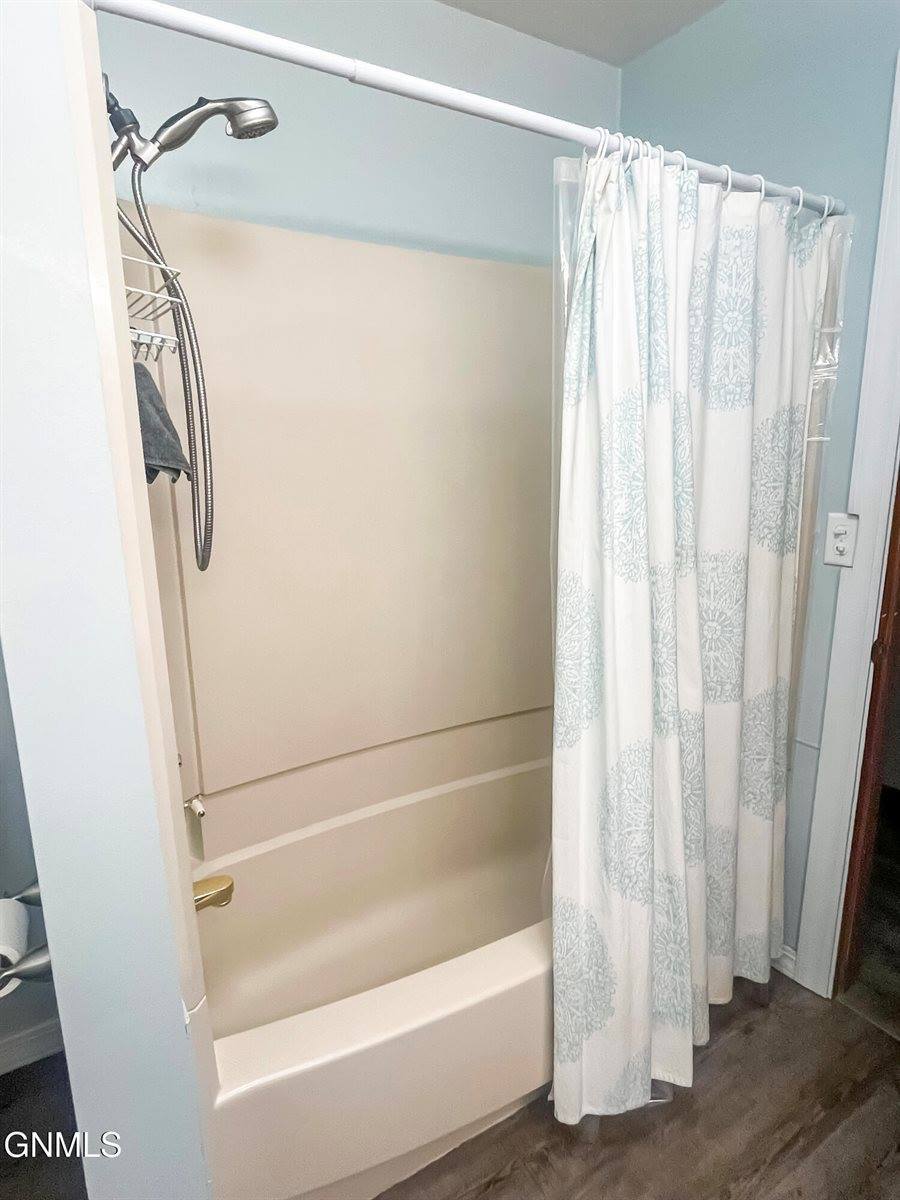 703 14th Street West, Williston, ND 58801