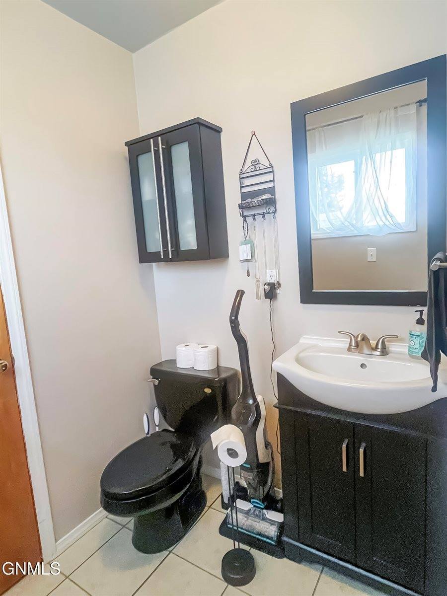 703 14th Street West, Williston, ND 58801