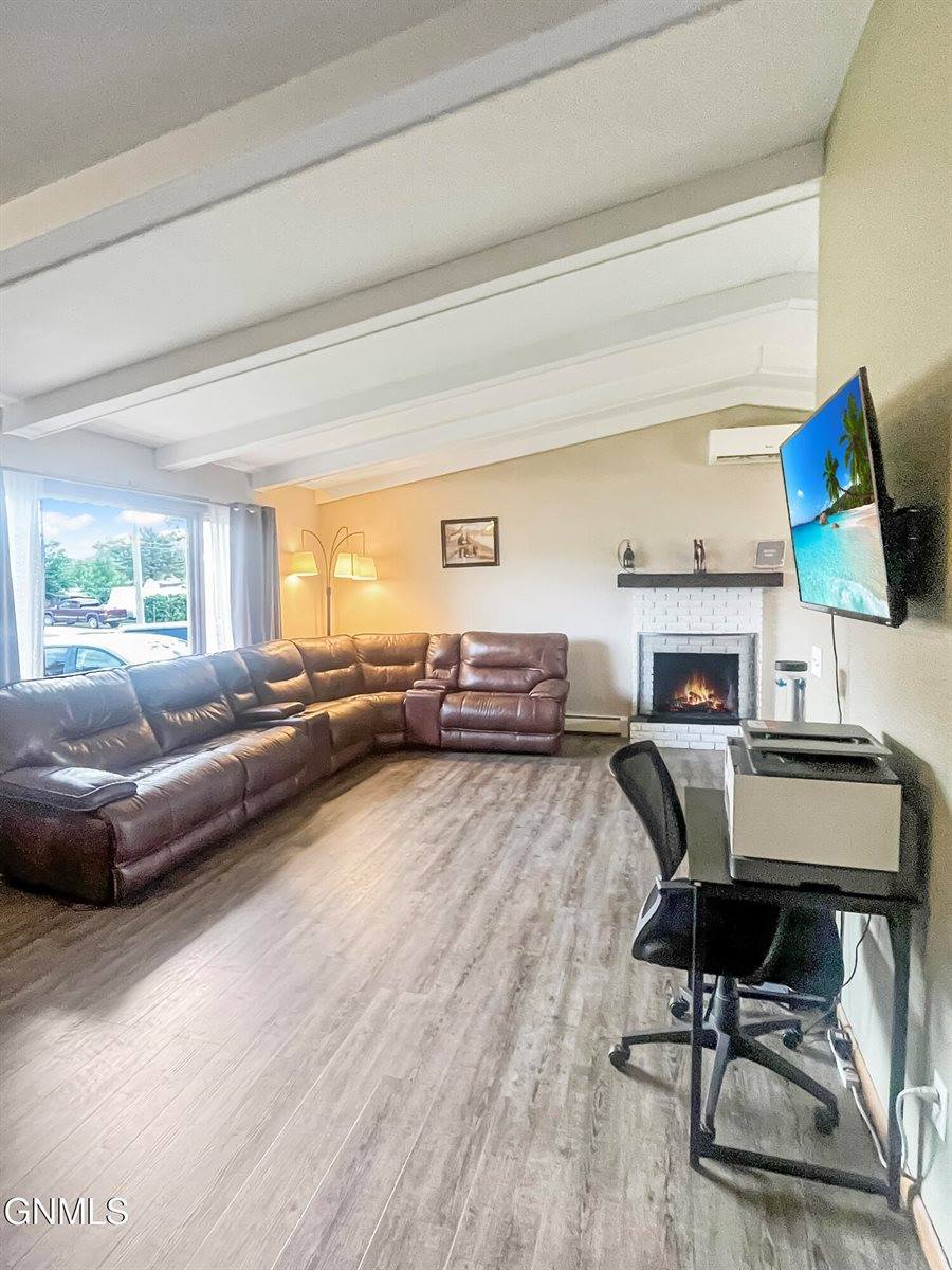 703 14th Street West, Williston, ND 58801