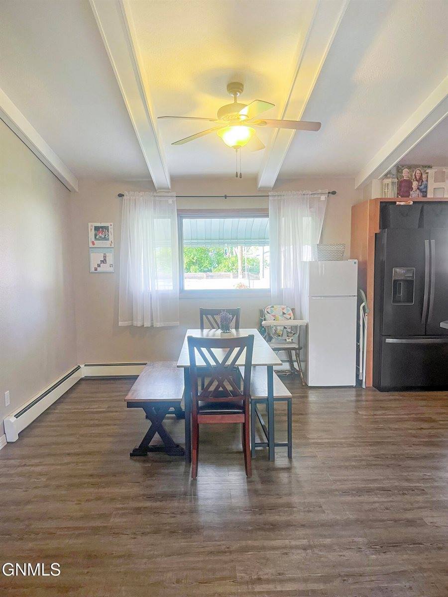 703 14th Street West, Williston, ND 58801