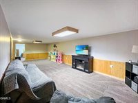 703 14th Street West, Williston, ND 58801