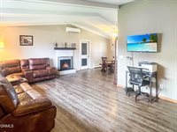 703 14th Street West, Williston, ND 58801