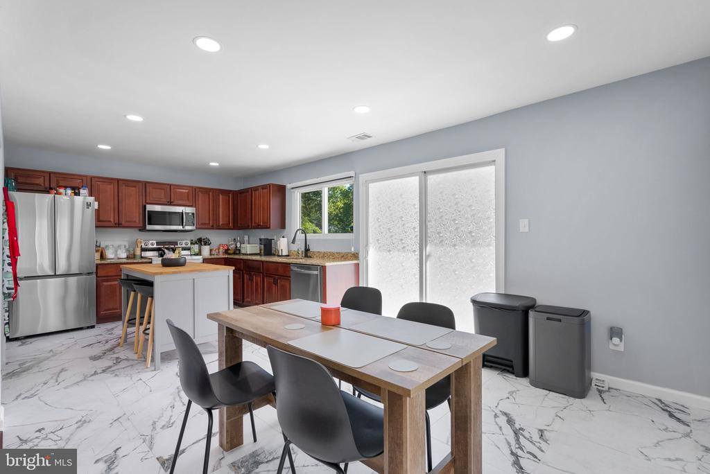 15811 Perkins Lane, Bowie, MD 20716