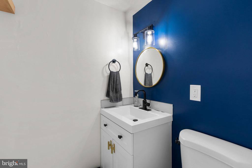 15811 Perkins Lane, Bowie, MD 20716