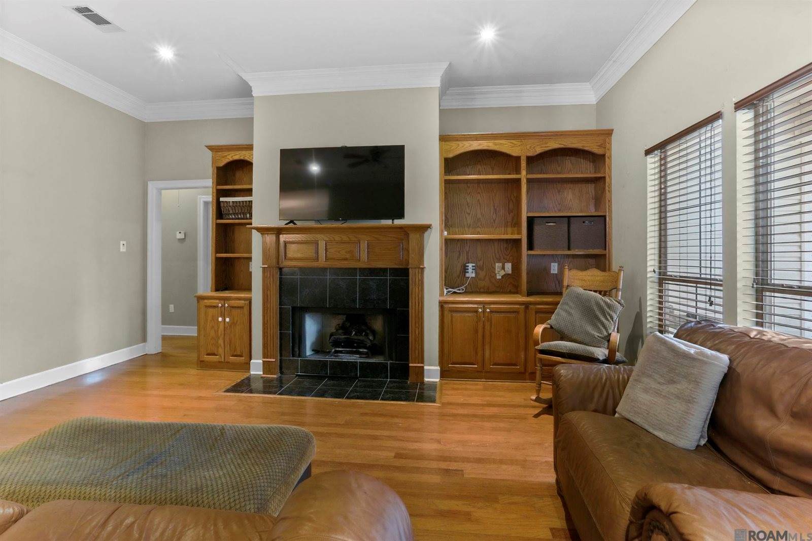 42202 Norwood, Gonzales, LA 70737