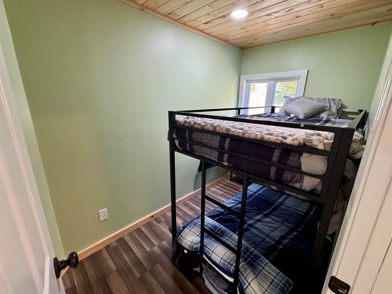 79 East Van Buren Cove Road, T17 R3 Wels, ME 04785