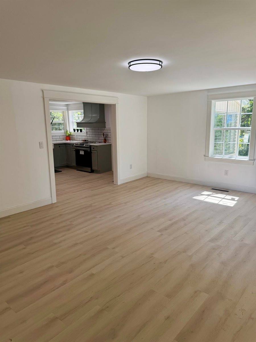 549 Hudson Road, Glenburn, ME 04401