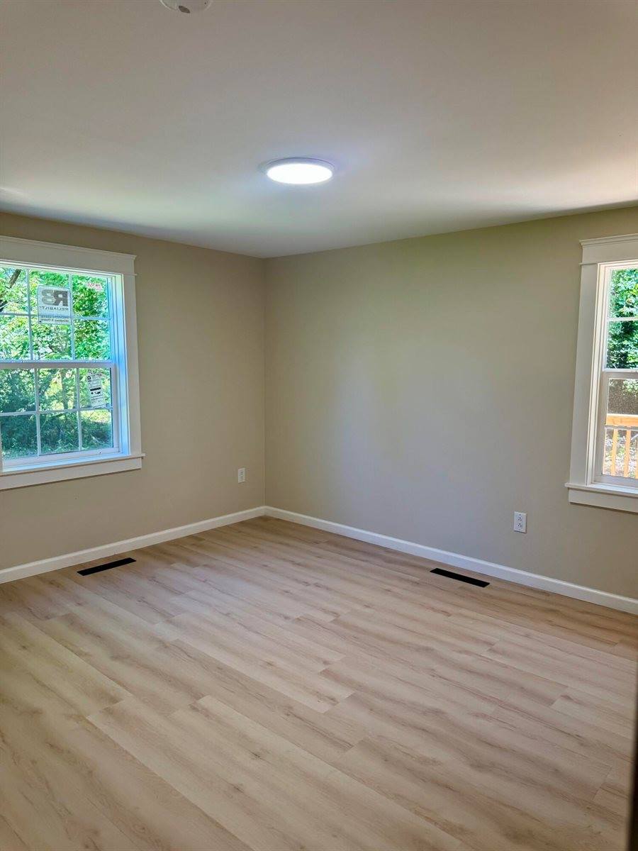 549 Hudson Road, Glenburn, ME 04401