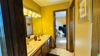 860 Springbrook Dr, Hinton, IA 51024