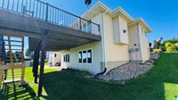 860 Springbrook Dr, Hinton, IA 51024