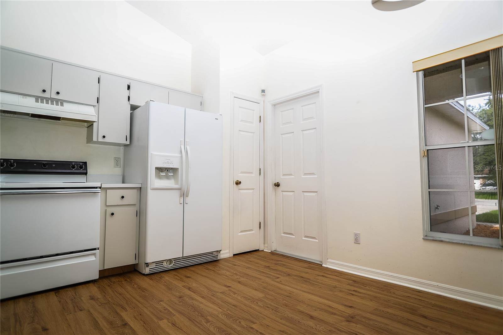 10 Bay Ridge Loop, Mascotte, FL 34753