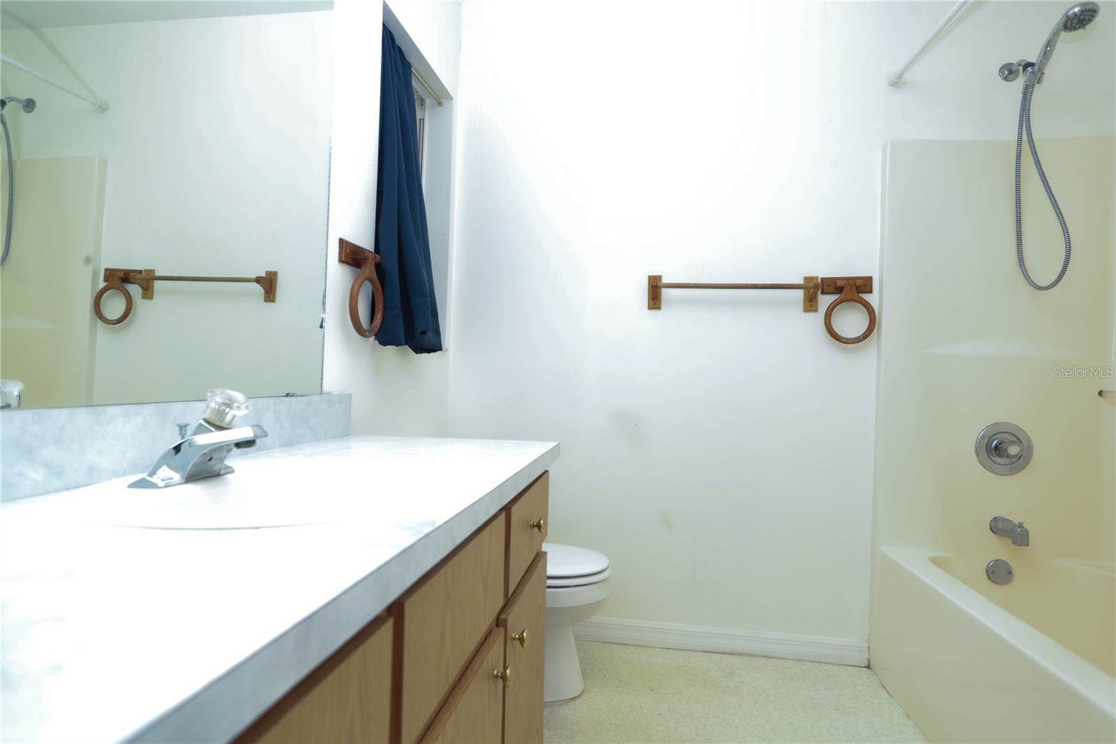 10 Bay Ridge Loop, Mascotte, FL 34753