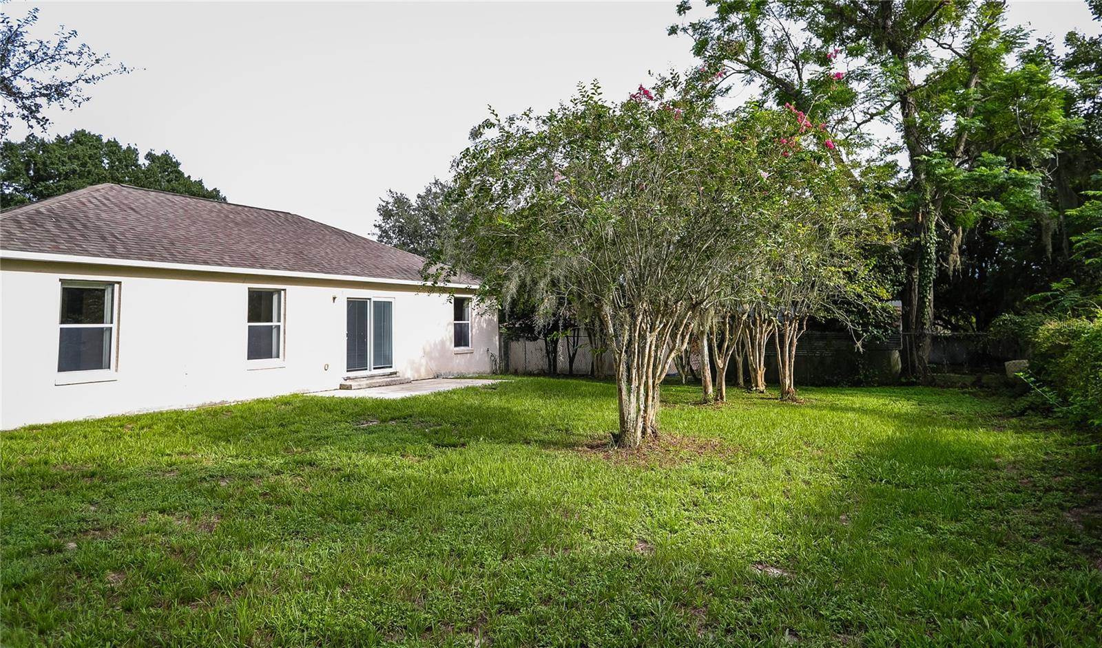 10 Bay Ridge Loop, Mascotte, FL 34753