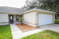 10 Bay Ridge Loop, Mascotte, FL 34753