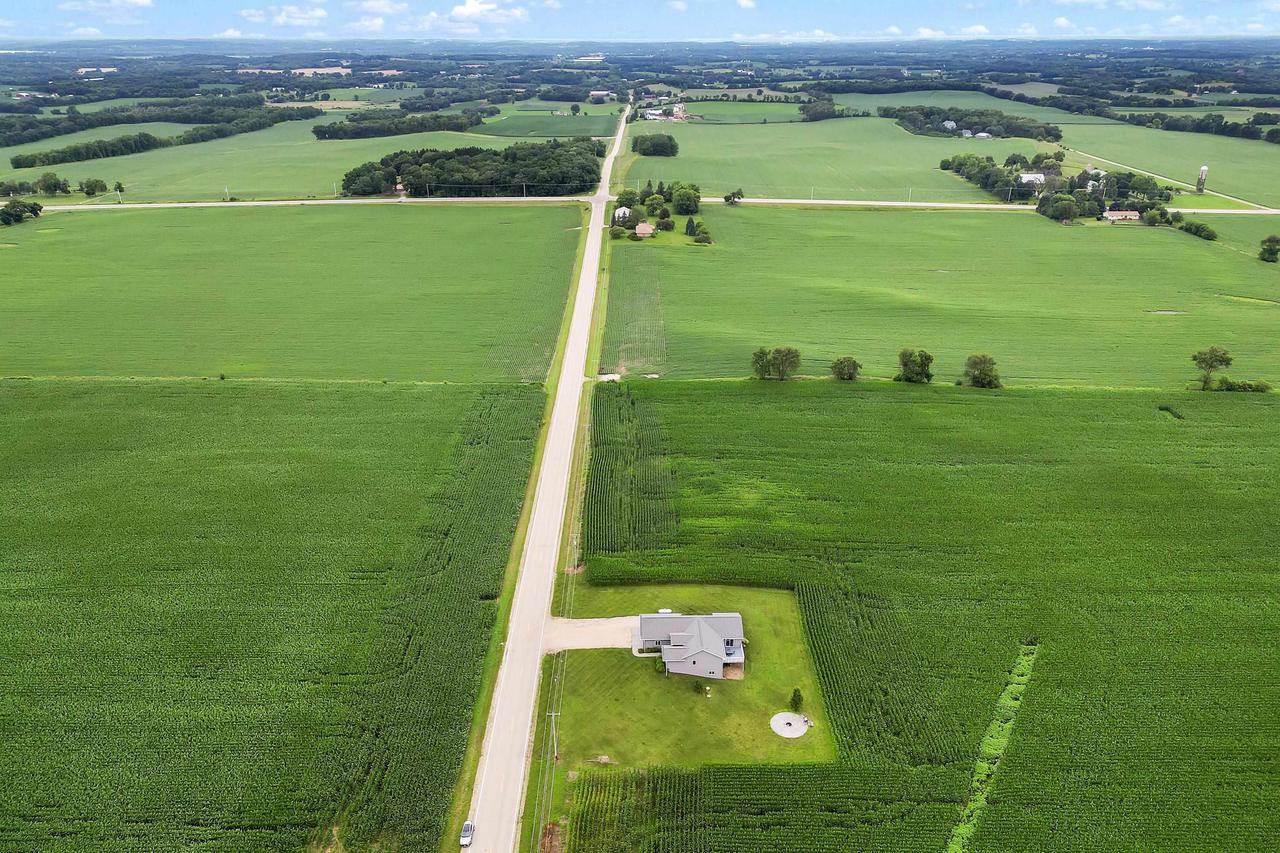 10878 N County Road KK, Milton, WI 53563