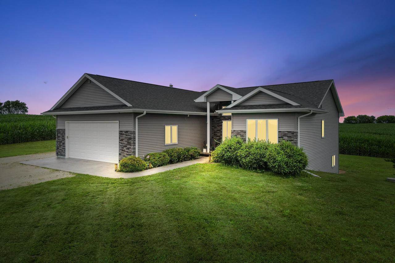 10878 N County Road KK, Milton, WI 53563