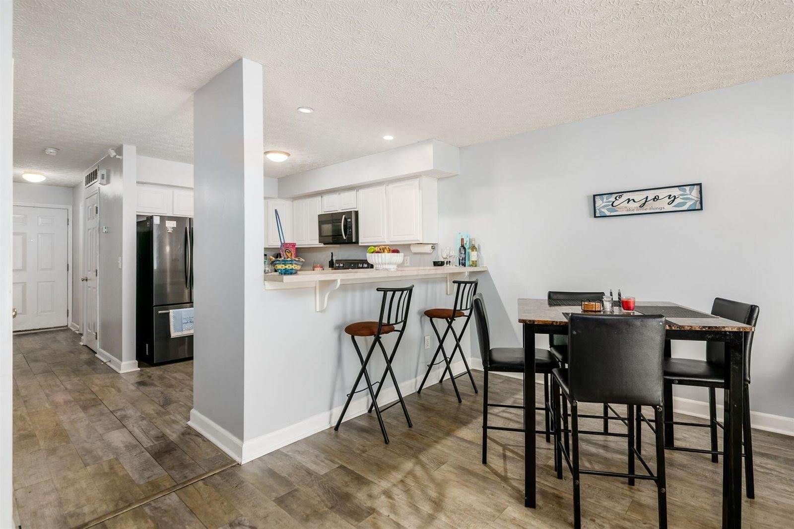 6977 Remsen Drive, Canal Winchester, OH 43110