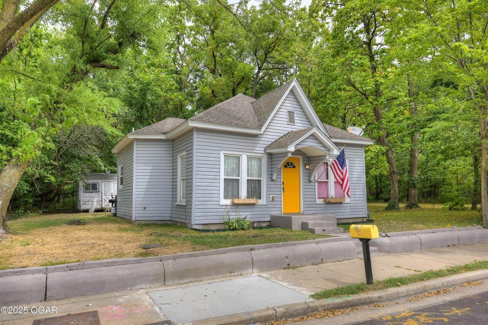 903 East North Street, Joplin, MO 64801