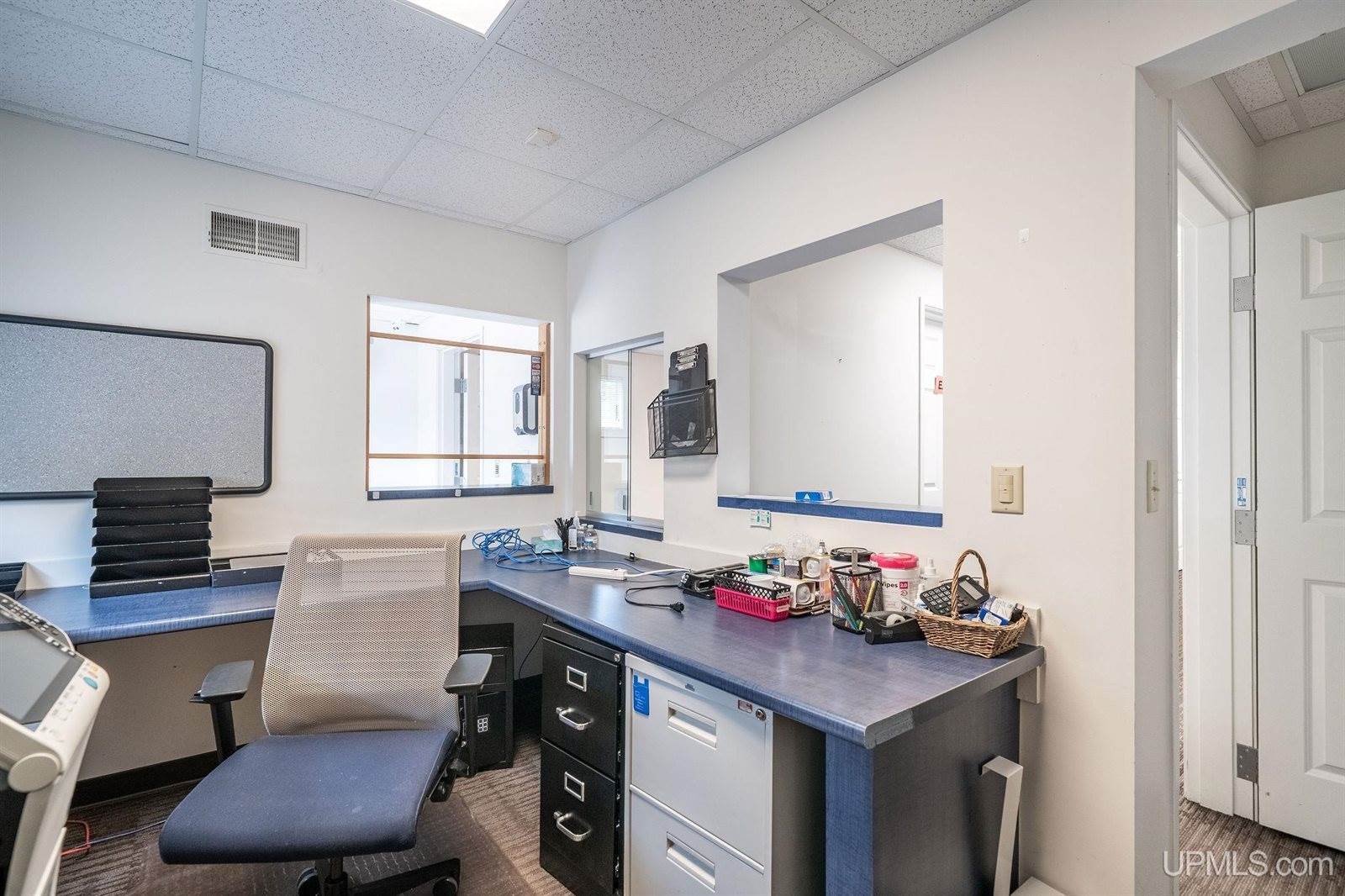 1219 N 3rd Street, Marquette, MI 49855