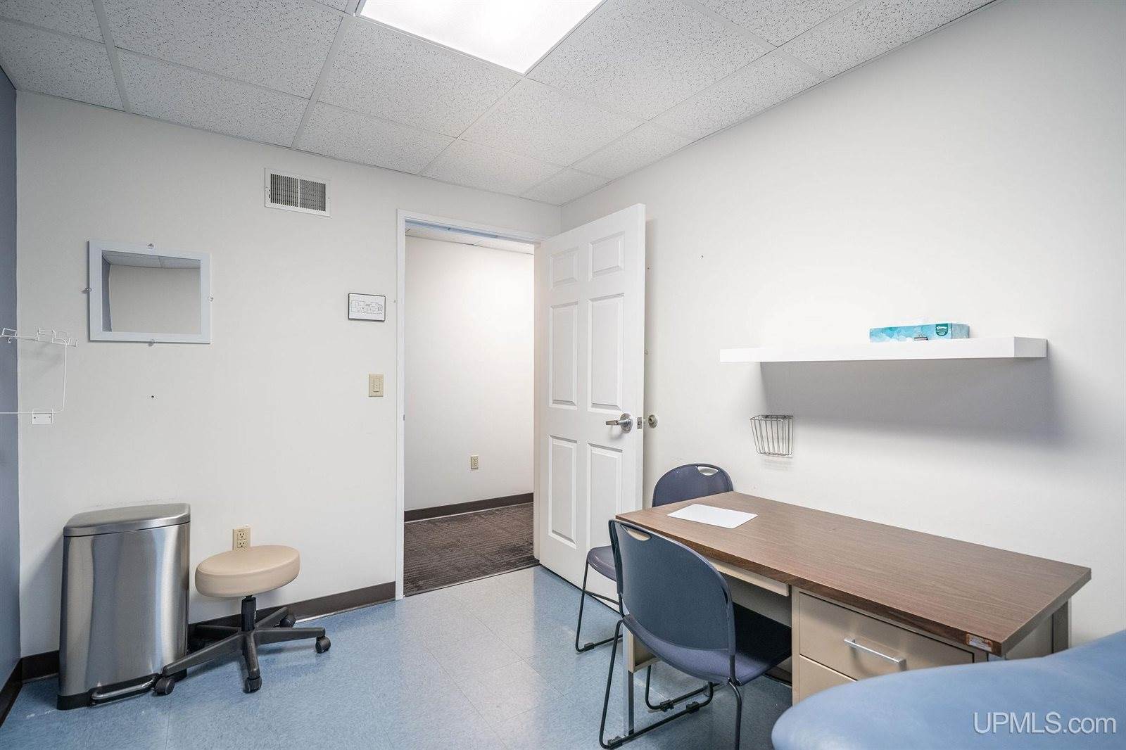 1219 N 3rd Street, Marquette, MI 49855