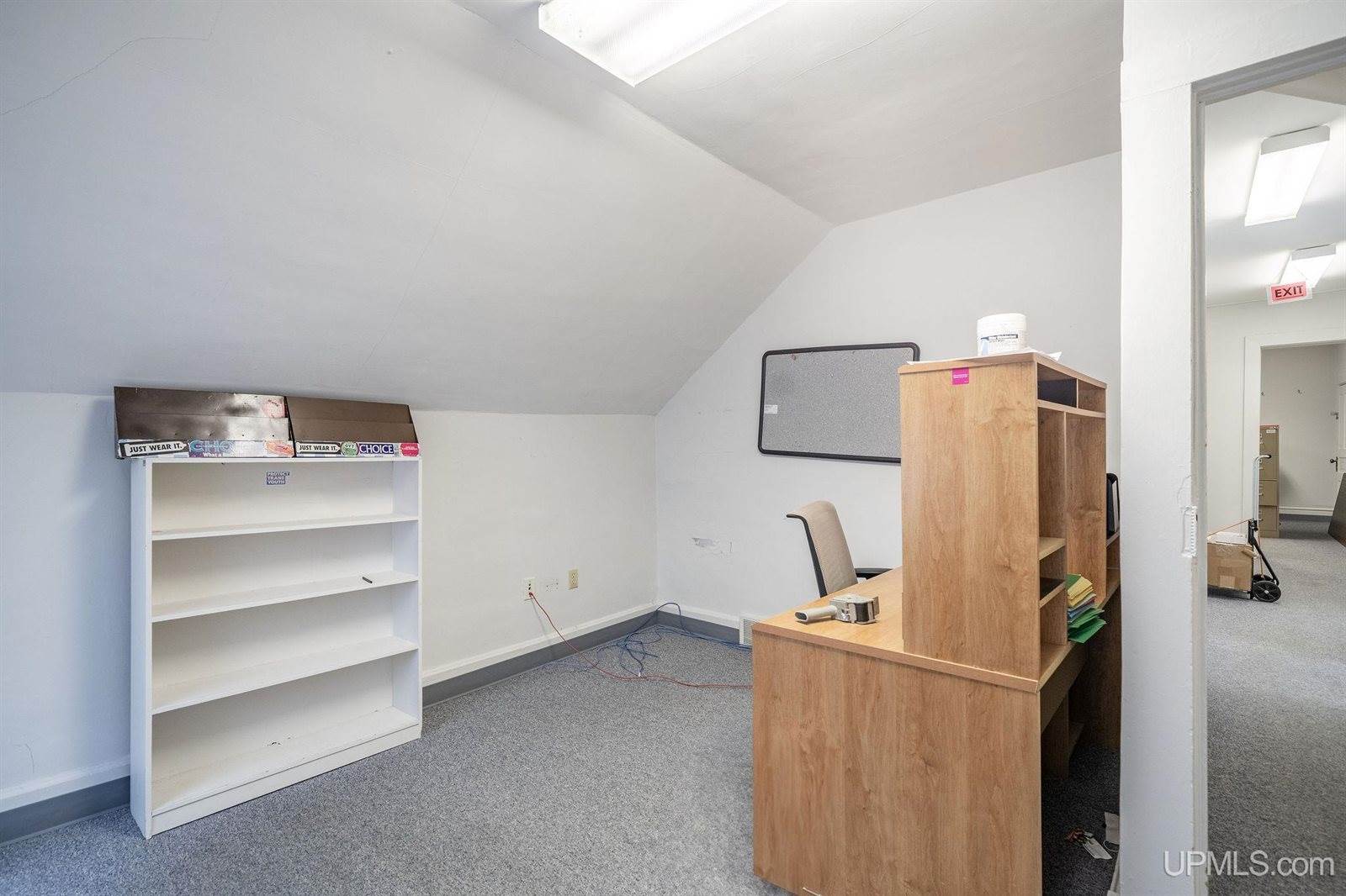 1219 N 3rd Street, Marquette, MI 49855