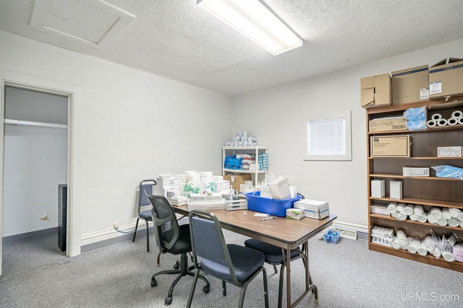 1219 N 3rd Street, Marquette, MI 49855