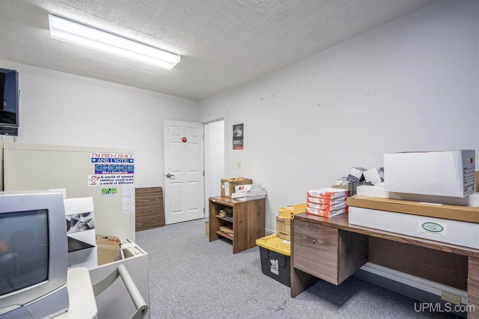 1219 N 3rd Street, Marquette, MI 49855