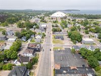 1219 N 3rd Street, Marquette, MI 49855