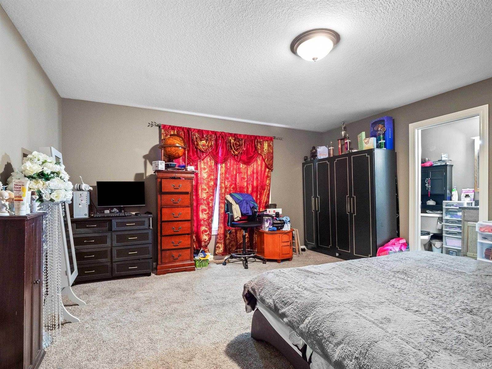 13239 Magnolia Creek Trail, Fort Wayne, IN 46814