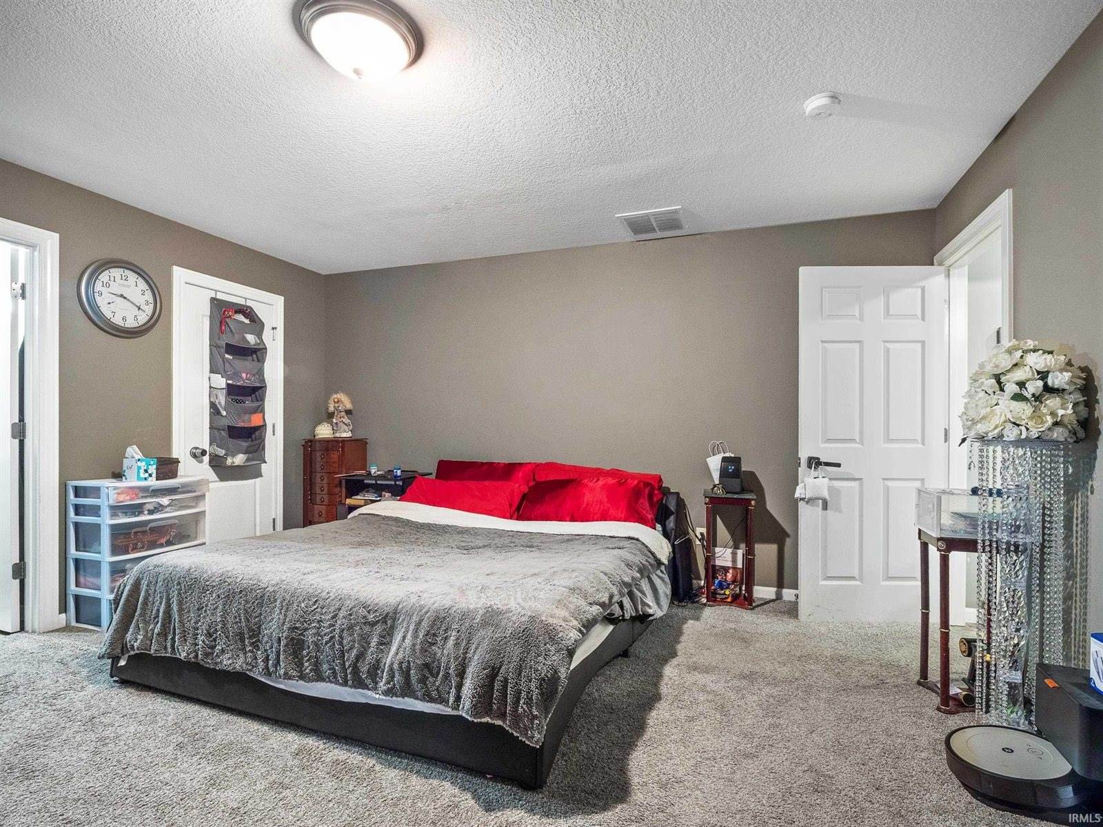 13239 Magnolia Creek Trail, Fort Wayne, IN 46814