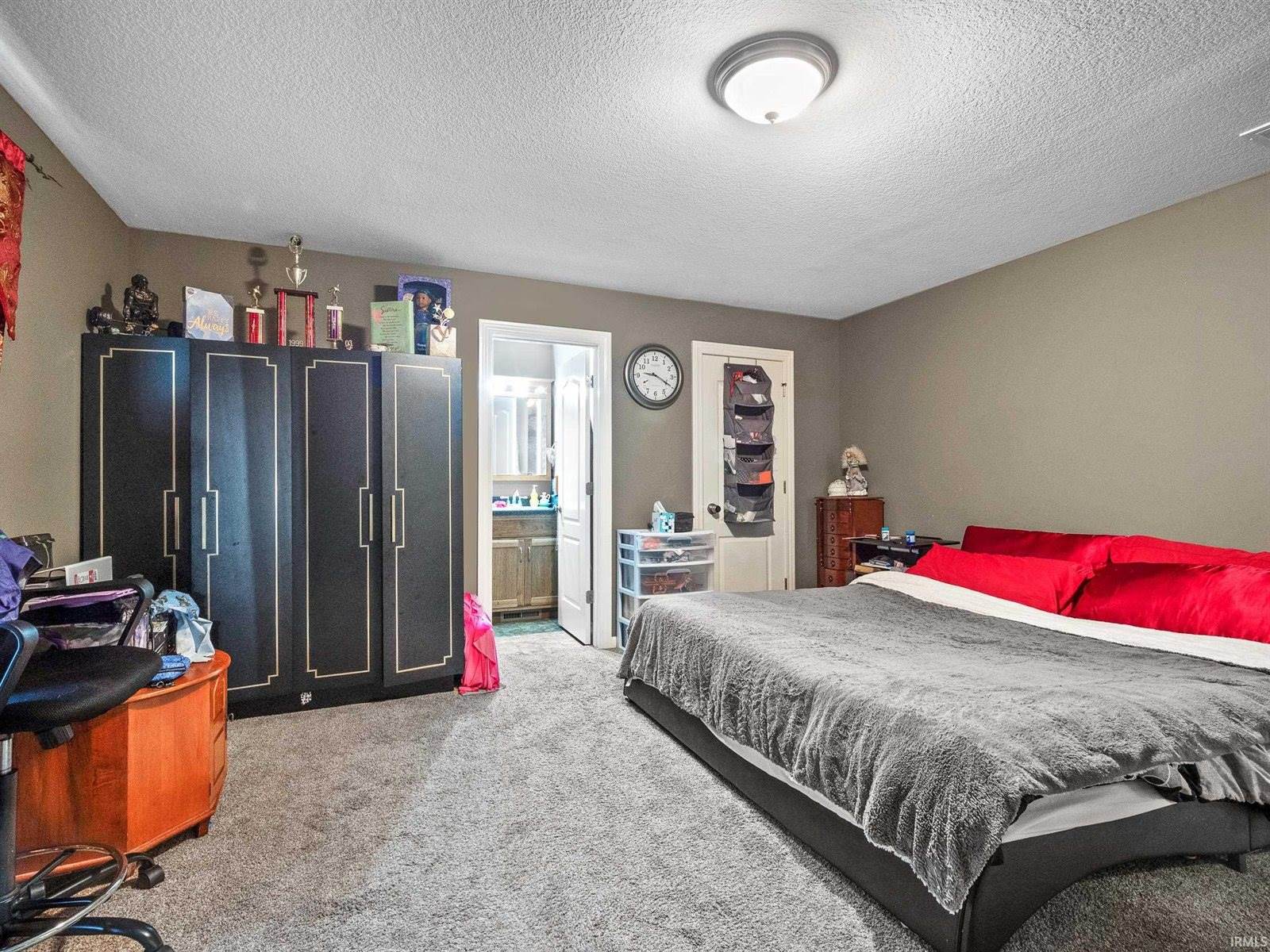 13239 Magnolia Creek Trail, Fort Wayne, IN 46814