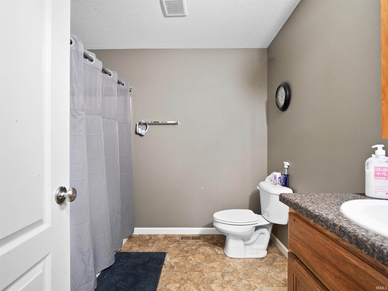 13239 Magnolia Creek Trail, Fort Wayne, IN 46814