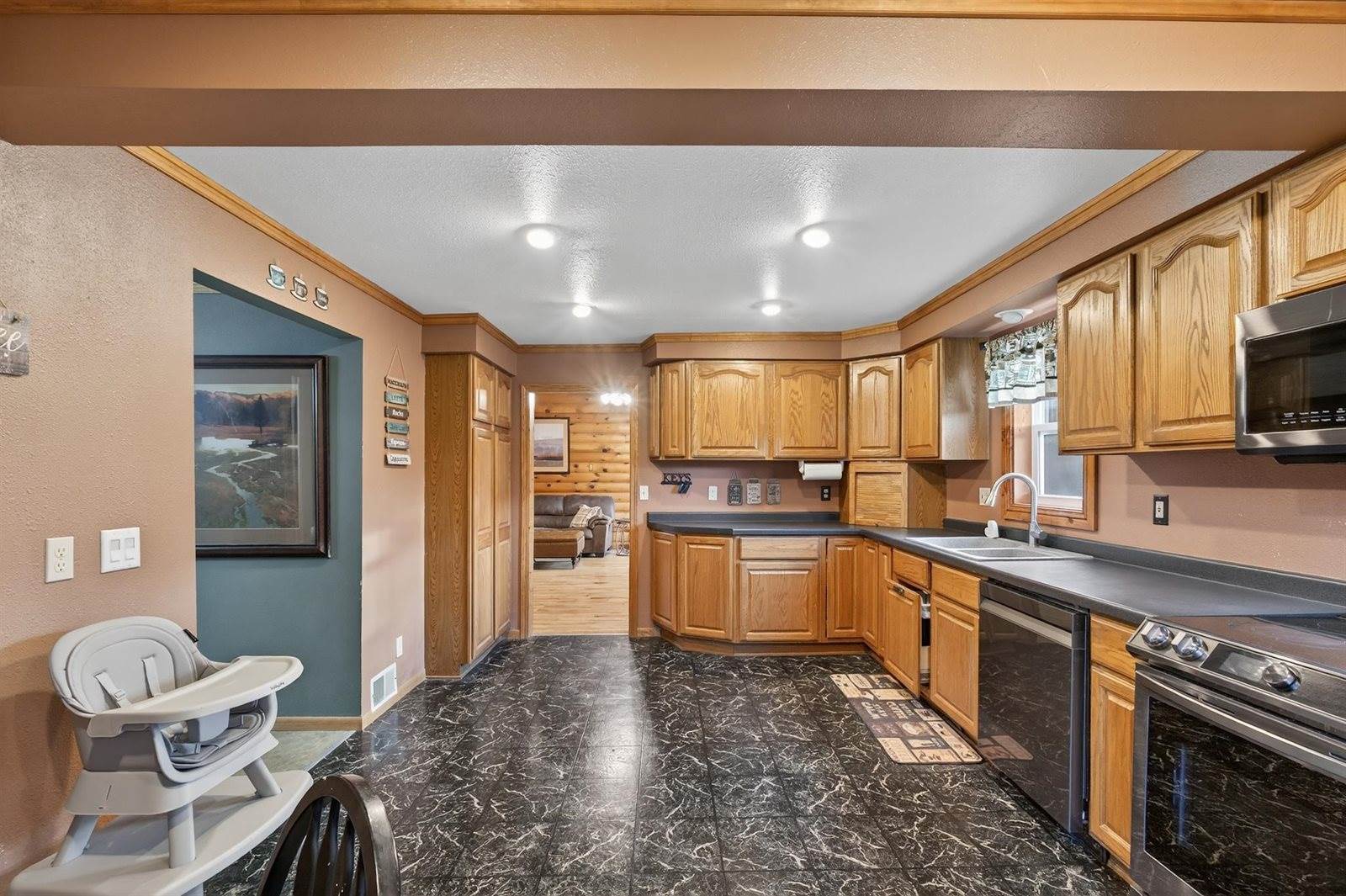 E2290 Flaata Road, Iola, WI 54945