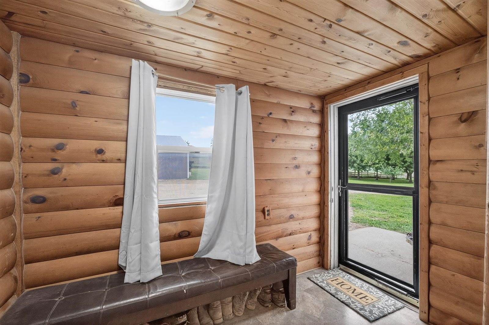 E2290 Flaata Road, Iola, WI 54945